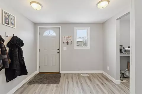 Entry Way - 305 E Michigan, Reading, MI 49274 photo 3 of 5