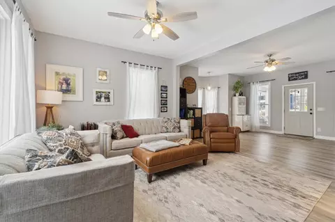 Living - 305 E Michigan, Reading, MI 49274 photo 2 of 2