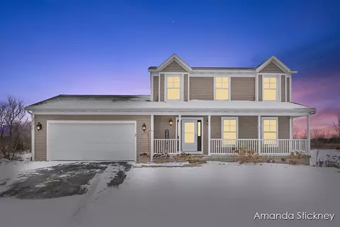 5010 Clear Rdg, Ada, MI 49301