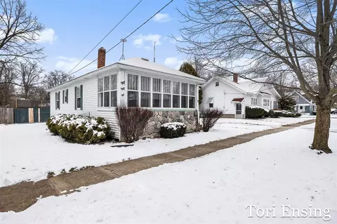 210 W Division, Belding, MI 48809 photo 2