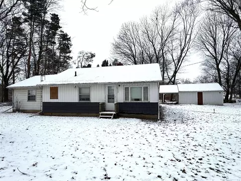 11150 Pennock, Delton, MI 49046