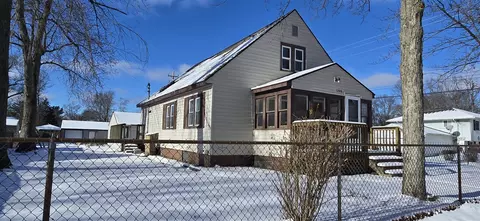 1209 East, Muskegon, MI 49442