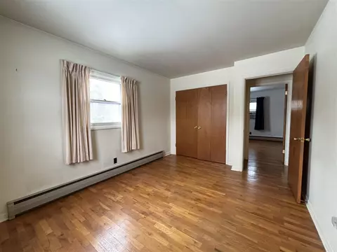 Bedroom - 320 Sprague, Coldwater, MI 49036 photo 3 of 5