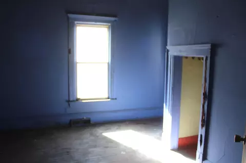 Bedroom - 1105 Pringle Ave, Jackson, MI 49203 photo 1 of 3