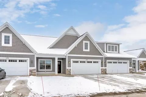 1476 Eagle Shr, Hudsonville, MI 49426