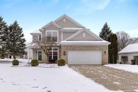 627 Hartfield, Ada, MI 49301