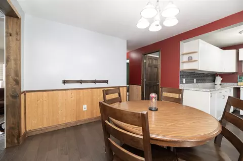 Dining - 134 Sheldon, Climax, MI 49034 photo 2 of 3
