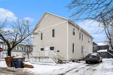 956 Davis, Grand Rapids, MI 49504