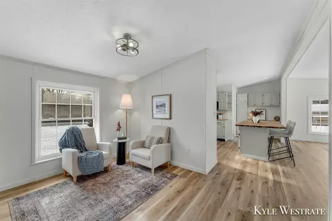 Living - 6143 E 88th, Newaygo, MI 49337 photo 4 of 4