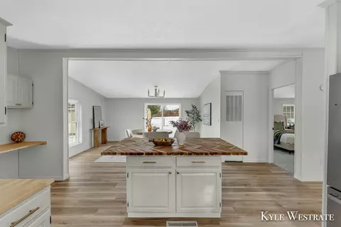 Kitchen - 6143 E 88th, Newaygo, MI 49337 photo 6 of 6