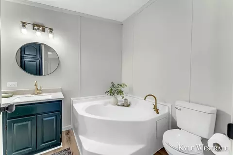 Bath - 6143 E 88th, Newaygo, MI 49337 photo 2 of 4