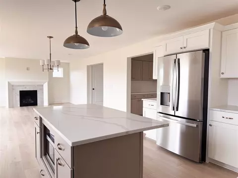 Kitchen - 8273 Eagle Peak, Jenison, MI 49428 photo 5 of 5
