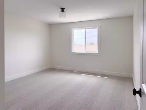 Bedroom - 8273 Eagle Peak, Jenison, MI 49428 photo 5 of 6