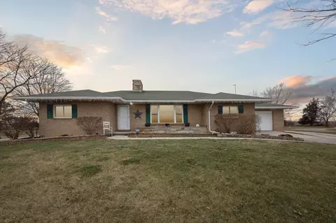 9658 Mount Hope, Carson City, MI 48811