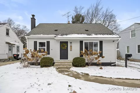 931 40th, Wyoming, MI 49509