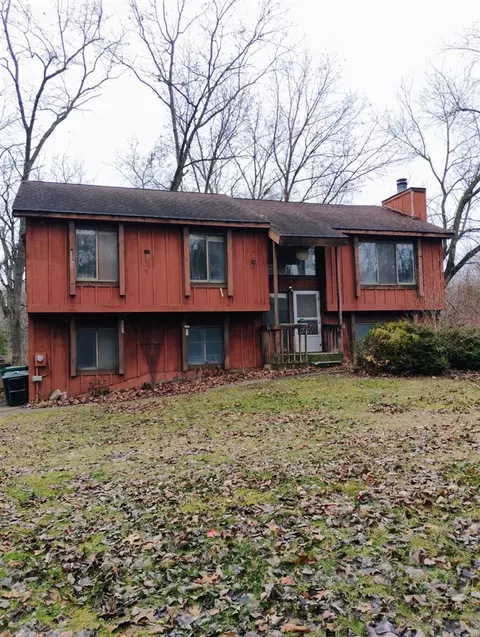 11940 Neil, Pinckney, MI 48169