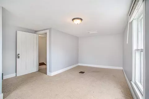 Bedroom - 347 N Linden, Marshall, MI 49068 photo 5 of 5