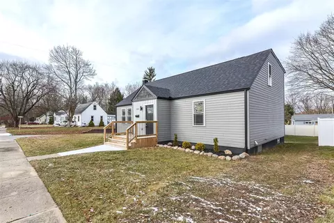 Exterior - 219 Chippewa, Tecumseh, MI 49286 photo 2 of 9