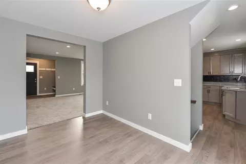 Entry Way - 219 Chippewa, Tecumseh, MI 49286 photo 2 of 2