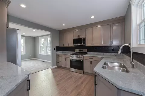 Kitchen - 219 Chippewa, Tecumseh, MI 49286 photo 3 of 3