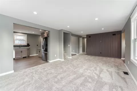 Living - 219 Chippewa, Tecumseh, MI 49286 photo 5 of 5