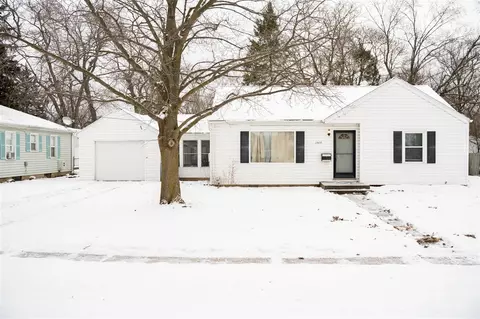 1506 Bronx, Kalamazoo, MI 49048