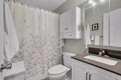 Bath - 136 Irwin, Brooklyn, MI 49230 photo 1 of 2