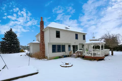 Exterior - 6510 E Rdg, Brighton, MI 48116 photo 11 of 12