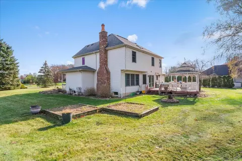 Exterior - 6510 E Rdg, Brighton, MI 48116 photo 6 of 12