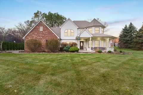 Exterior - 6510 E Rdg, Brighton, MI 48116 photo 3 of 12