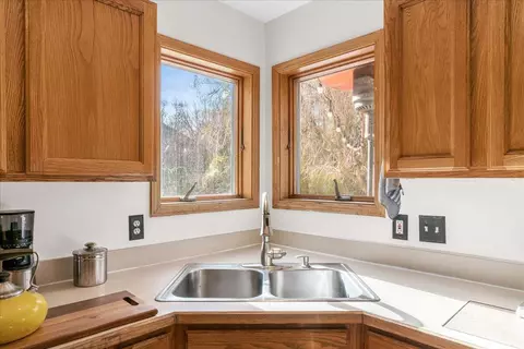 Kitchen - 6510 E Rdg, Brighton, MI 48116 photo 2 of 2