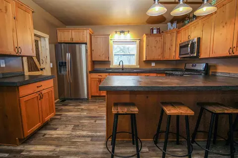 Kitchen - 64597 Youngs Pr, Constantine, MI 49042 photo 1 of 6