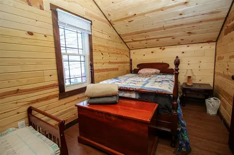 Bedroom - 64597 Youngs Pr, Constantine, MI 49042 photo 3 of 3