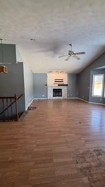Living - 5304 Front, Newaygo, MI 49337 photo 3 of 4