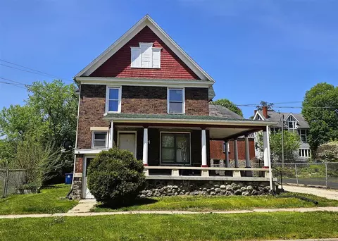 24 Poplar, Battle Creek, MI 49017
