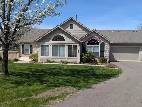 2425 Bluestone, Kalamazoo, MI 49009