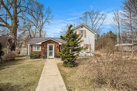 53706 Parkville, Three Rivers, MI 49093