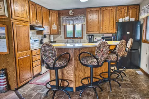 Kitchen - 342 Old Hickory, Coldwater, MI 49036 photo 1 of 2