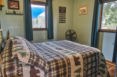 Bedroom - 342 Old Hickory, Coldwater, MI 49036 photo 2 of 4