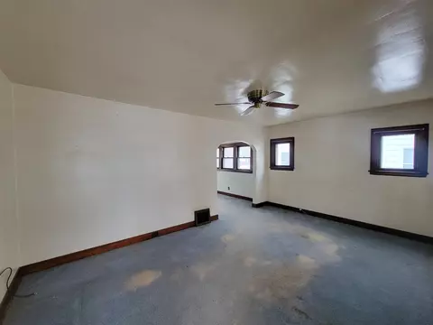 813 Fleming, Jackson, MI 49202 photo 4