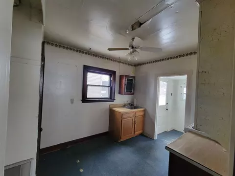 813 Fleming, Jackson, MI 49202 photo 6