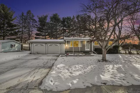 Exterior - 203 Circle, Marshall, MI 49068 photo 3 of 3