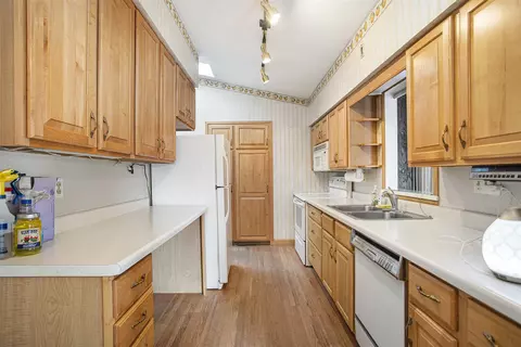 Kitchen - 203 Circle, Marshall, MI 49068 photo 1 of 1
