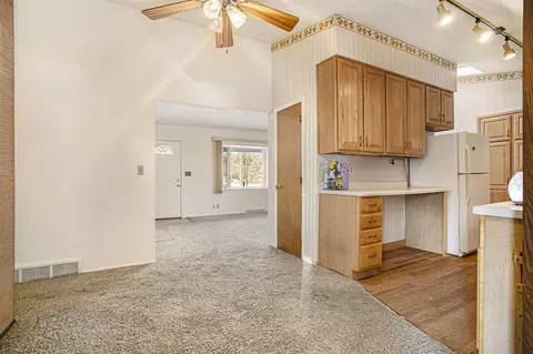 Entry Way - 203 Circle, Marshall, MI 49068 photo 1 of 1