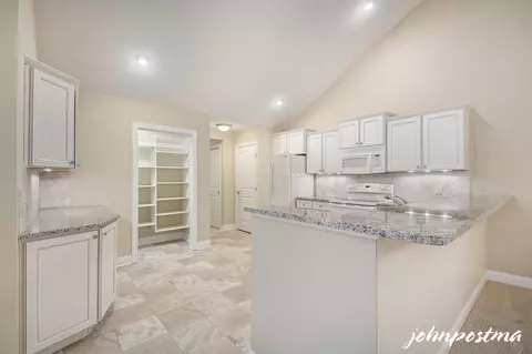 Kitchen - 830 Bridge Walk, Ada, MI 49301 photo 3 of 3