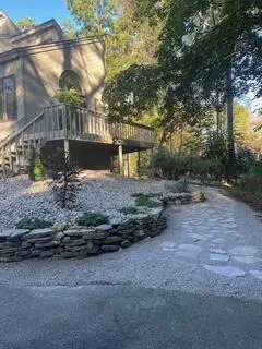Exterior - 3525 Stonewall, Jackson, MI 49203 photo 29 of 37