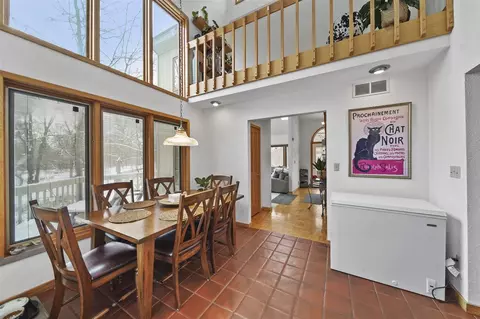 Dining - 3525 Stonewall, Jackson, MI 49203 photo 1 of 4