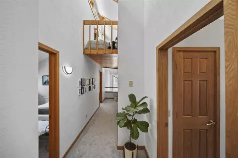 Entry Way - 3525 Stonewall, Jackson, MI 49203 photo 6 of 7