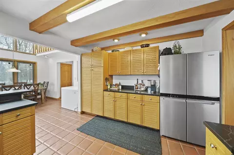 Kitchen - 3525 Stonewall, Jackson, MI 49203 photo 3 of 4