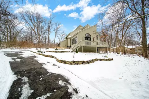 Exterior - 3525 Stonewall, Jackson, MI 49203 photo 5 of 37